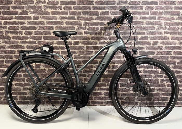 Cube Kathmandu Pro Dames Grey mat